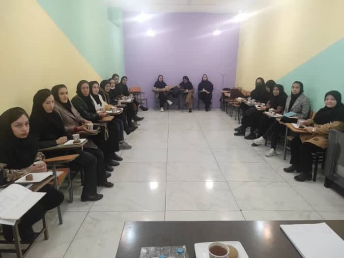 جلسه شورای دبیران